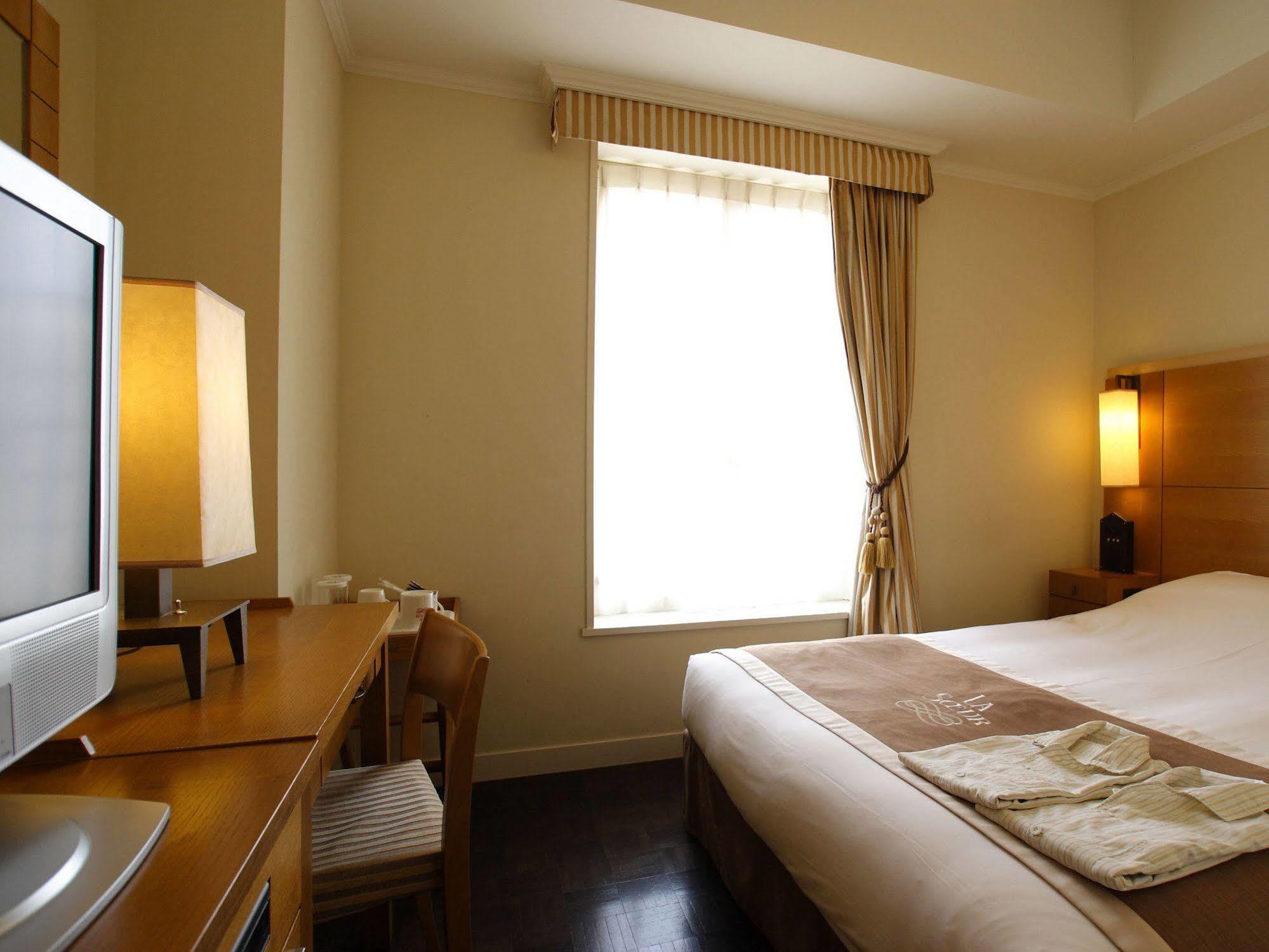 Hotel Monterey Lasoeur Ginza Tokyo Dış mekan fotoğraf